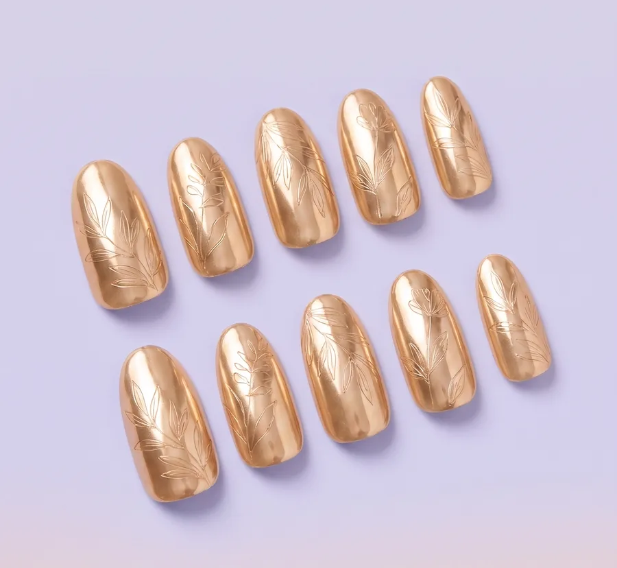 Gilded Vow press-on nail set