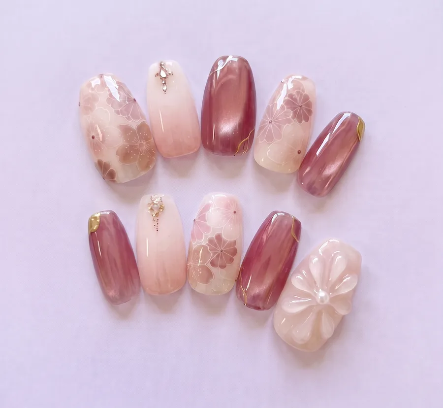 Sakura Silk press-on nail set