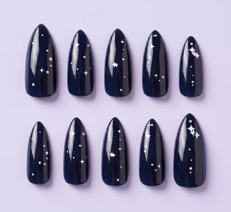 Star Sailor press-on nail set